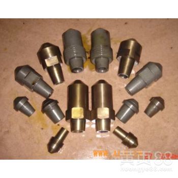 東莞熱室壓鑄機配件與鋅合金壓鑄機配件 精密制造與產業協同